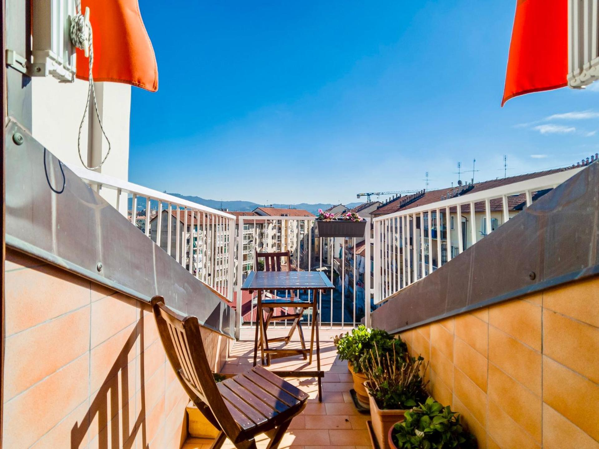 Apartment Ampia Mansarda E Terrazzo 10 Minuti Dal Centro Turin